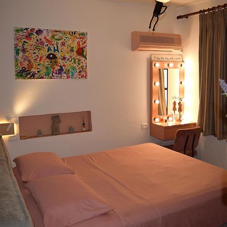 Frequency 286 Tirane Apartment Luaran gambar