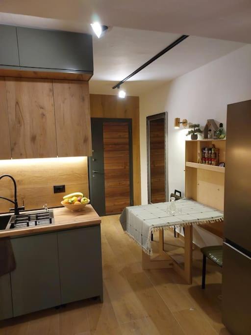 Frequency 286 Tirane Apartment Luaran gambar