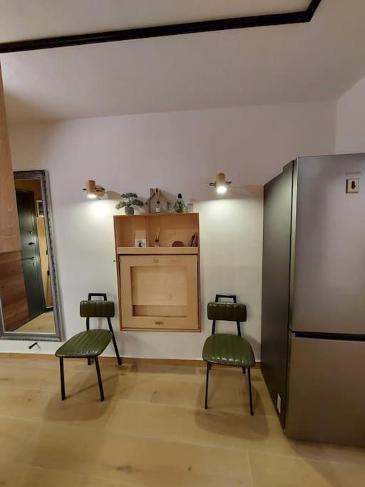 Frequency 286 Tirane Apartment Luaran gambar