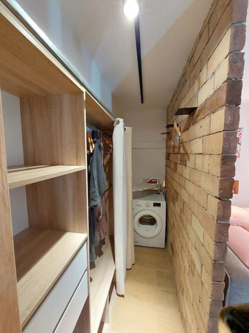 Frequency 286 Tirane Apartment Luaran gambar