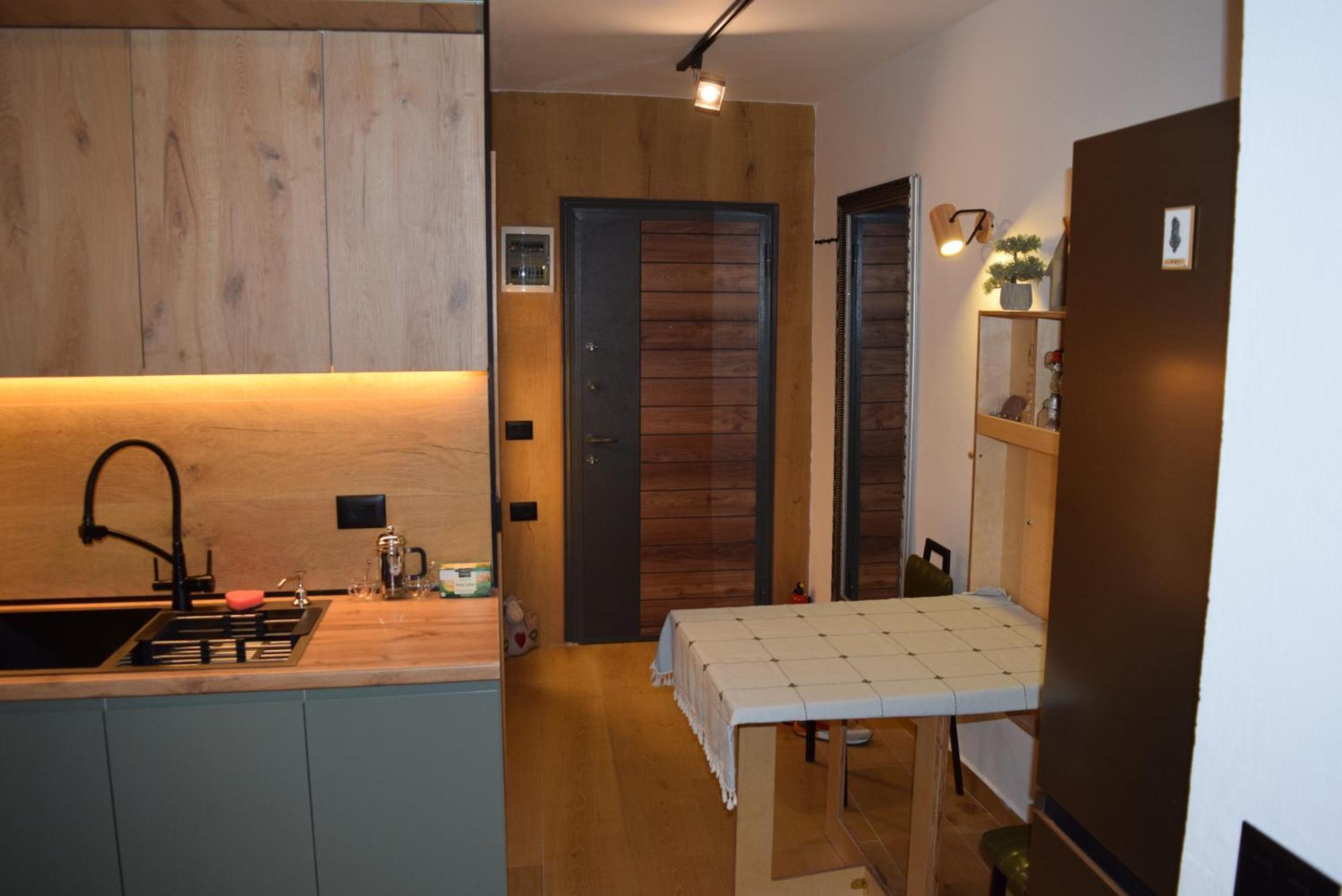 Frequency 286 Tirane Apartment Luaran gambar